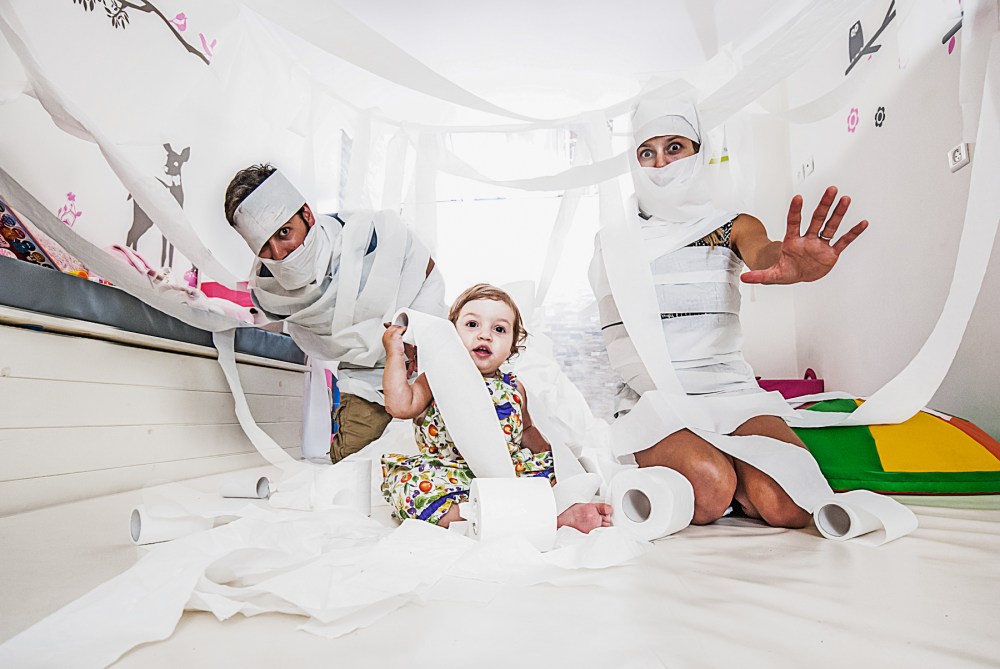 baby mess up toilet paper